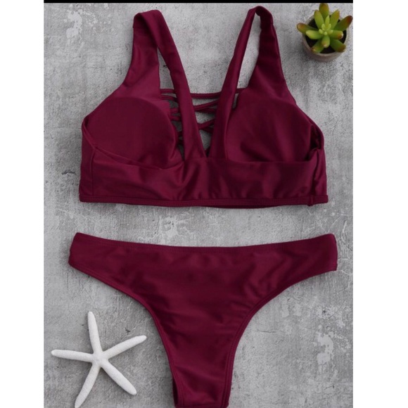 Swimsuit - Bikini - Picture 2 of 4